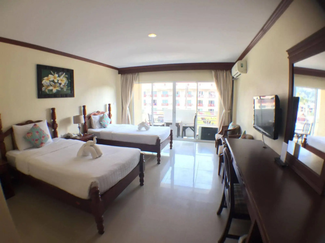 Pranang Flora House