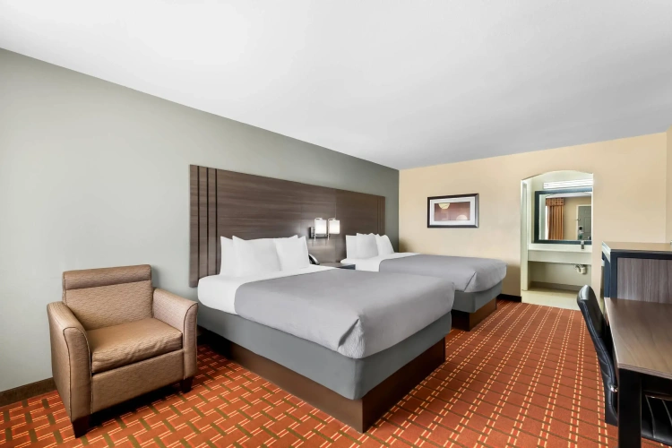 Standard Quadruple room