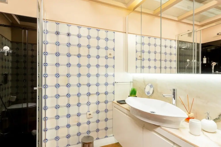 Chic Porto Studio Apartment