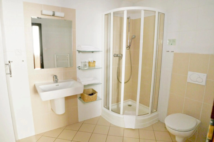 Aston Business Hotel