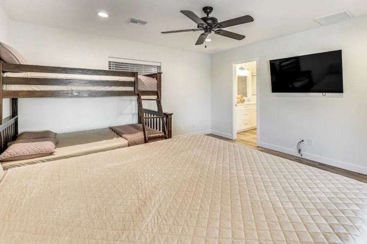 Guest rooms