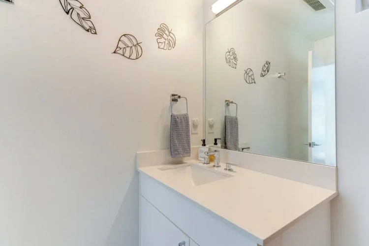Hub for World Cup Fever! Pet-friendly Seattle Base