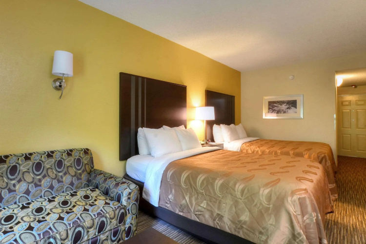 Quality Inn Cherokee Riverside
