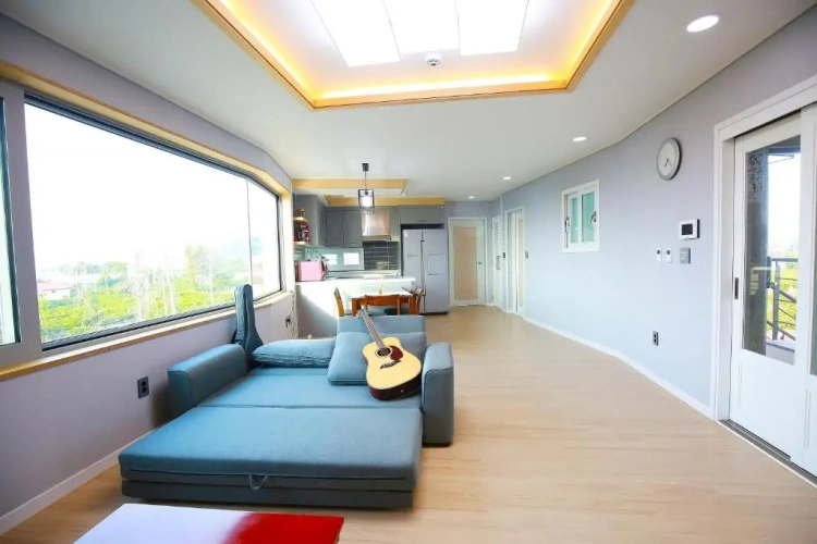 2 Bedrooms Cottage