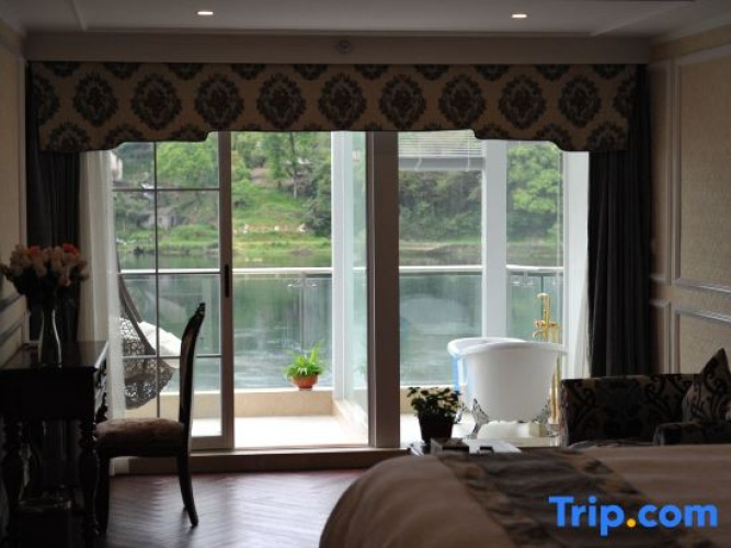 Deluxe Double room with river view
