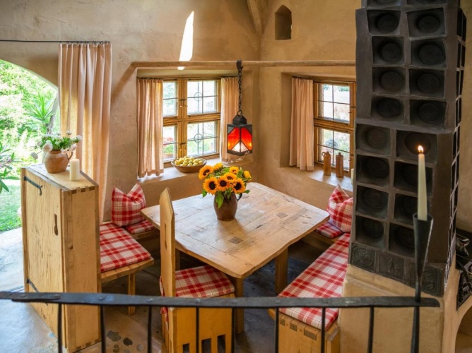 Deluxe Single Apartment