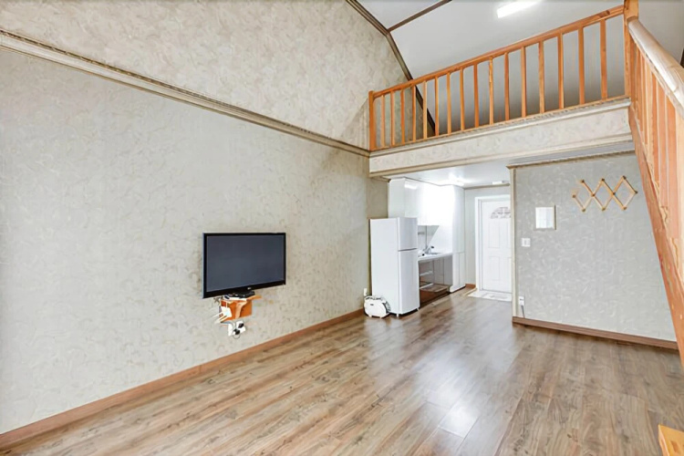 Gimhae Solfragrance Pension