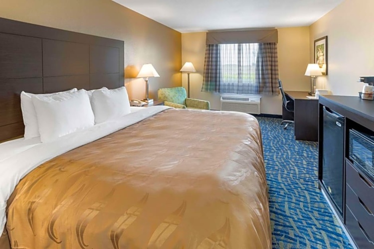 Standard Quadruple room