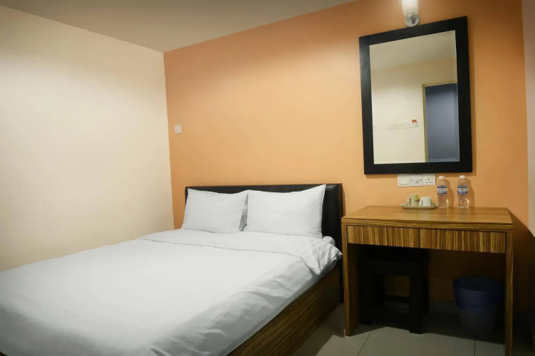 Brezza Hotel