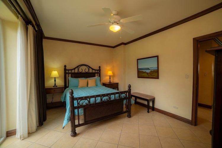 Bay Residence 9F 3 bdr Garden View in Los Suenos