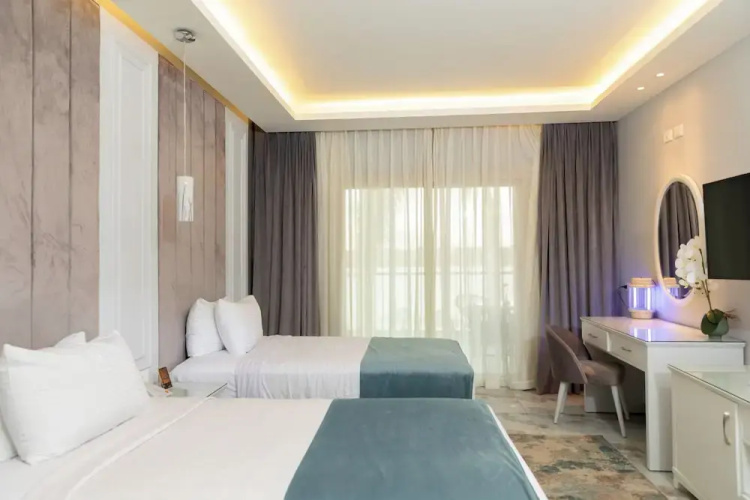 Nile Club Maadi Hotel