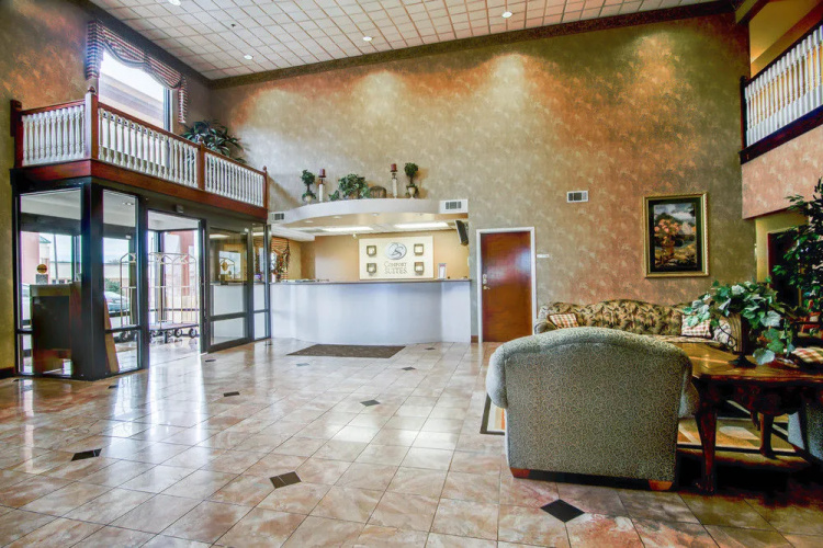 Comfort Suites