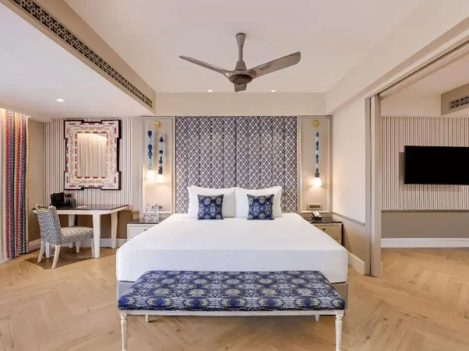 1 Bedroom Double Suite