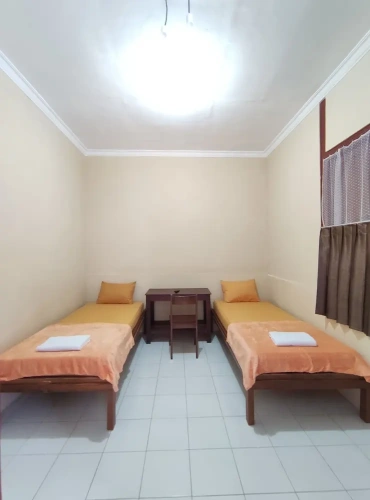 Economy Twin room