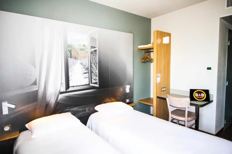 Twin room
