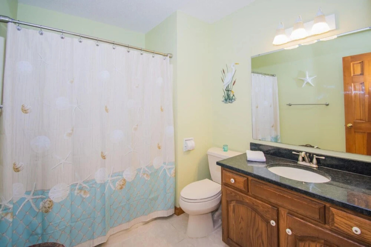 901 Gull Cove