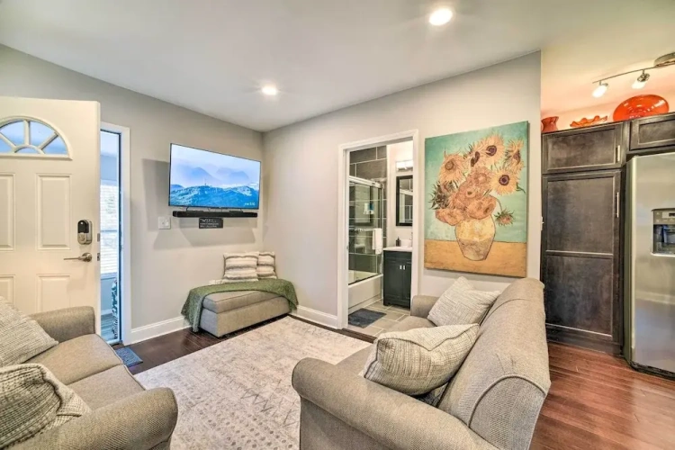 2 Bedrooms Cottage