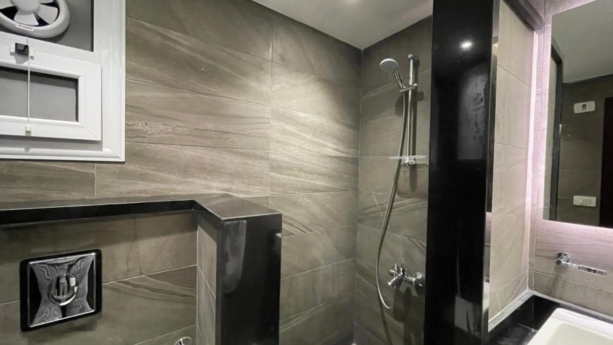 F5 luxury Apartment - شقة فندقية فاخرة المهندسين