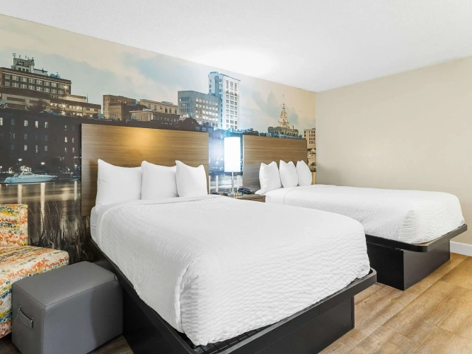 Standard Quadruple room