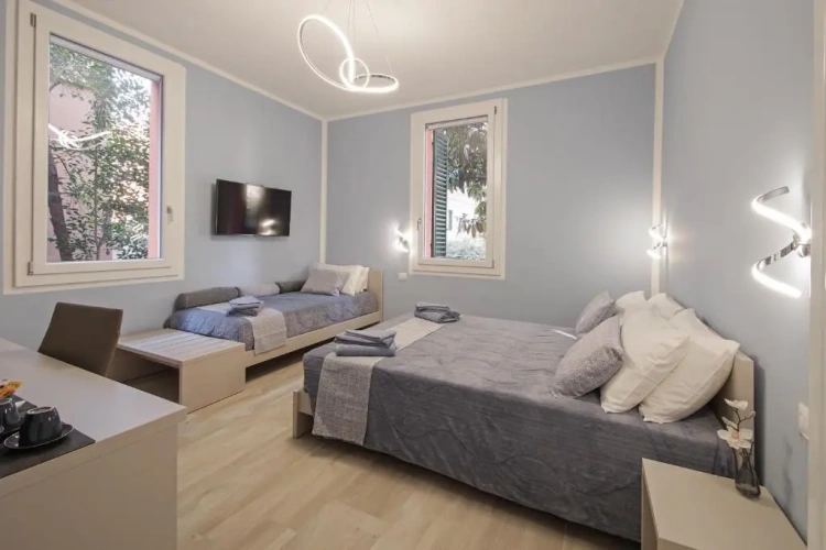 Superior Triple room