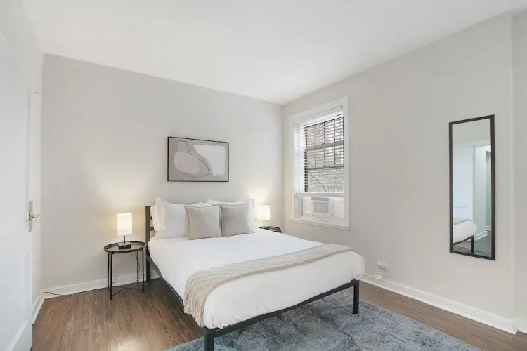 Chic 1BR - Harper rep