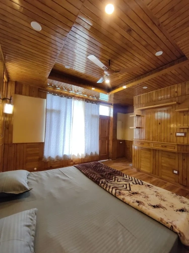 Standard Family room