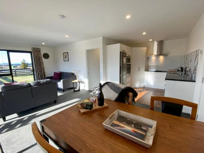 2 Bedrooms Cottage