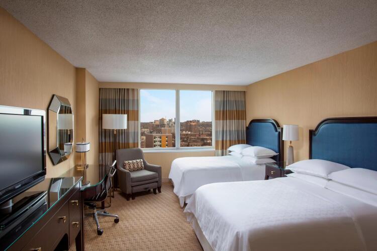 Sheraton LaGuardia East Hotel Over view
