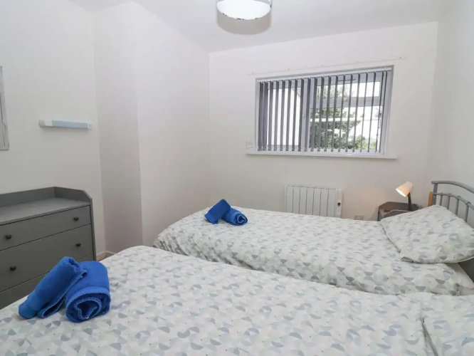 17 Coedrath Park