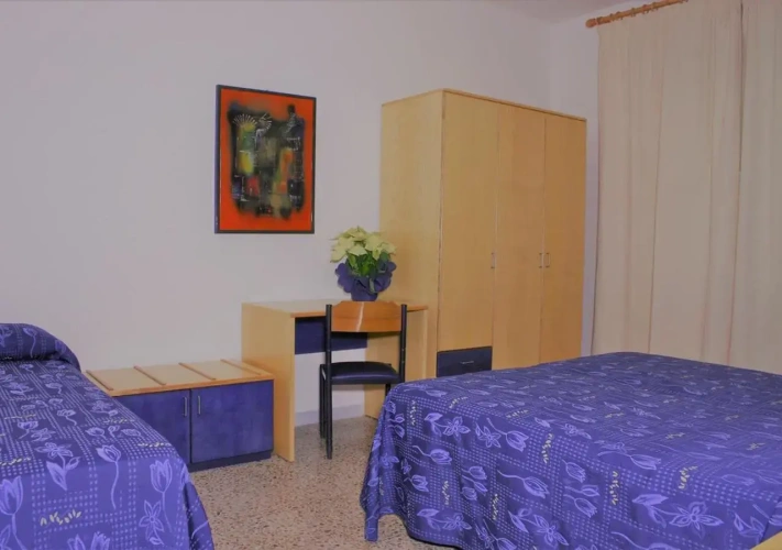 2 Bedrooms Apartment