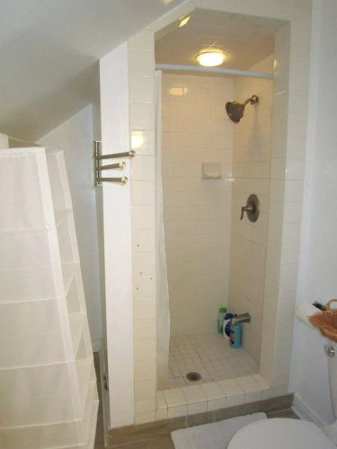 Spadina 11 Guesthouse