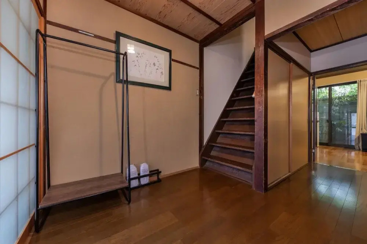 Shiki Homes AKI