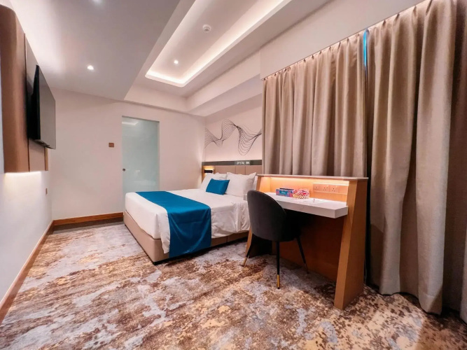 Crystal Inn