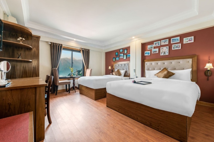 Superior Triple room