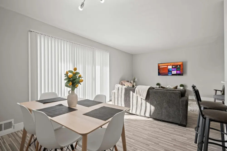 A Unique 2BR 2BA Stay