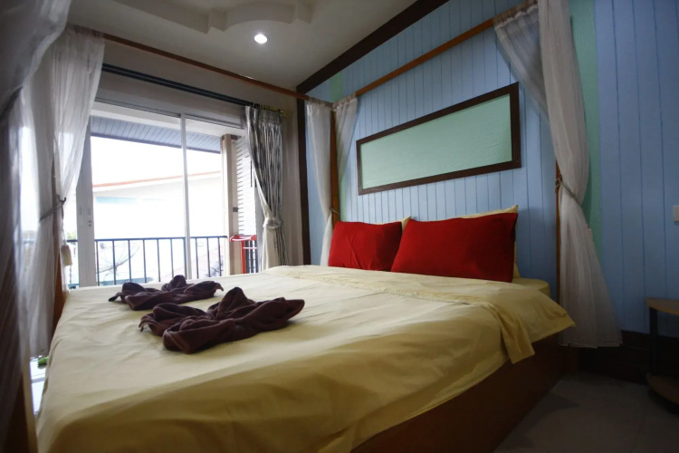 Koh Larn Sea Side Resort