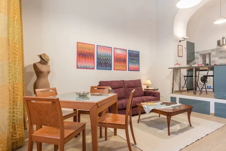 Monti Artistic Flat