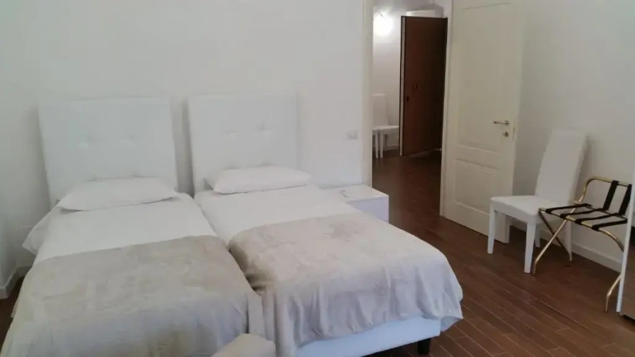 3 Bedrooms Apartment