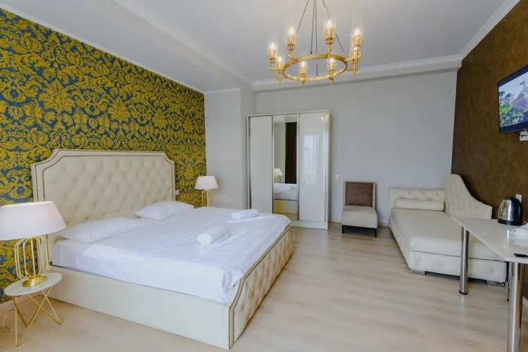 Superior Suite