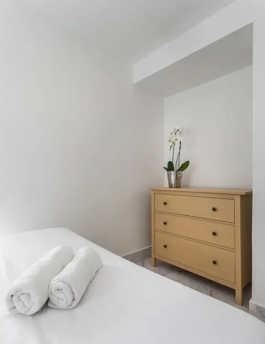 2 Bedrooms Deluxe Apartment