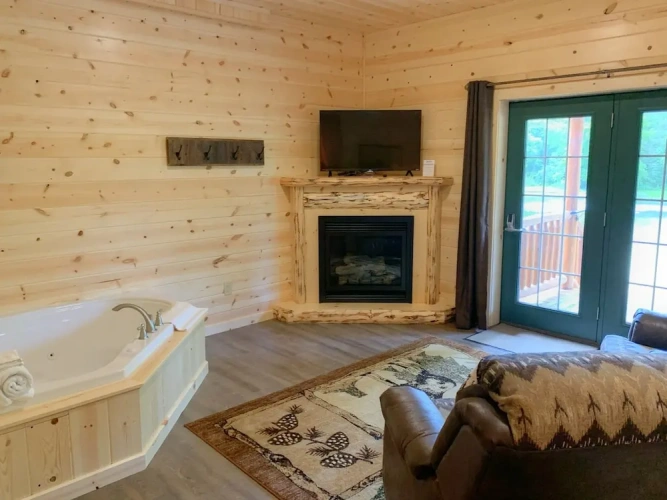 1 Bedroom Apartment with lake view