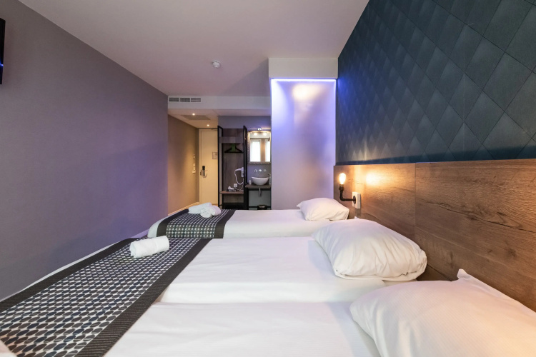 Melrose Hotel