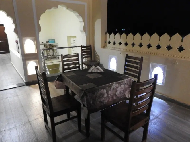 Hotel Dev Palace