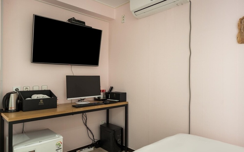 Guest rooms