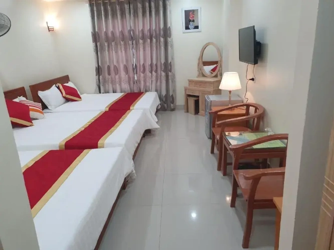Standard Triple room
