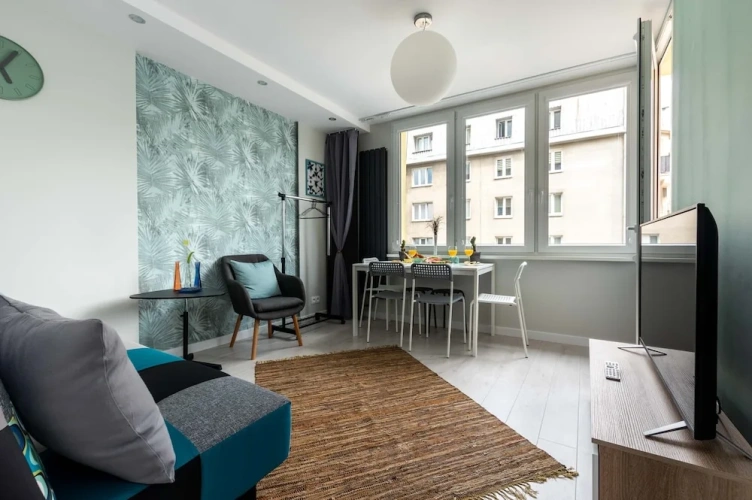 3 Bedrooms Apartment with balcony