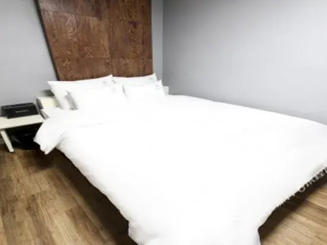 Welkin Hotel