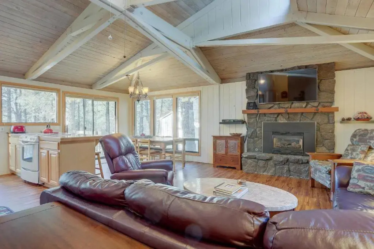 11 Pine Mt-AC-Hot Tub-4BR/4BA