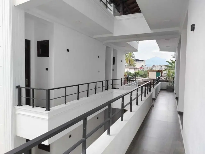 DIORA Hotel