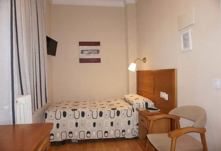 Hostal Santillán
